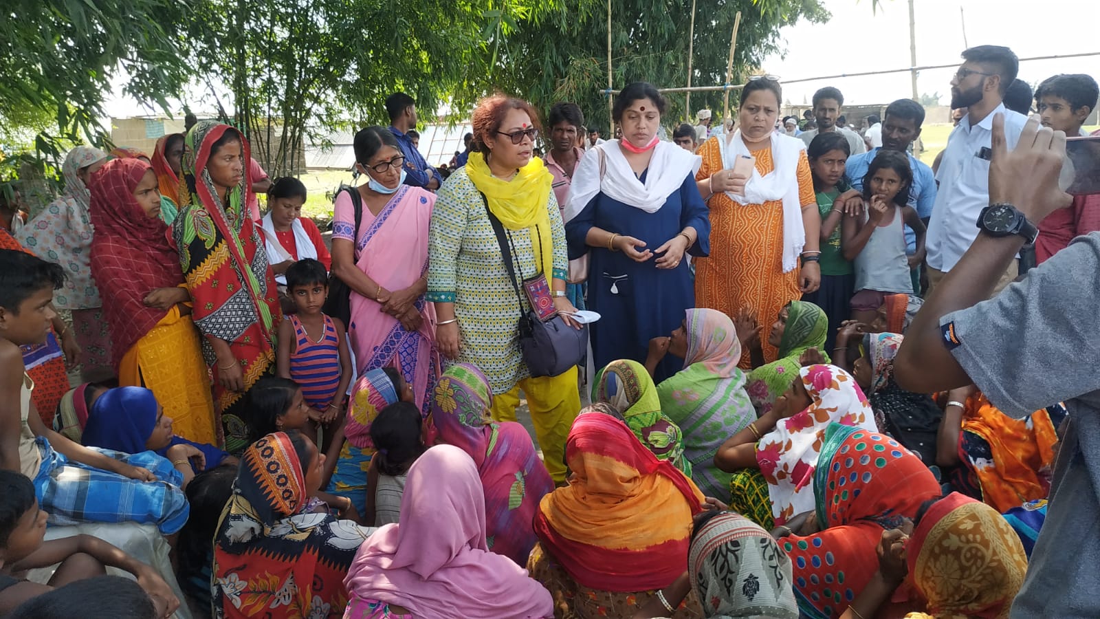 A central AIDWA team visited the Dhalpur area on October 6, 2021 where citizens were forcibly evicted by the Assam state government, leading to the death of two persons in police firing. 